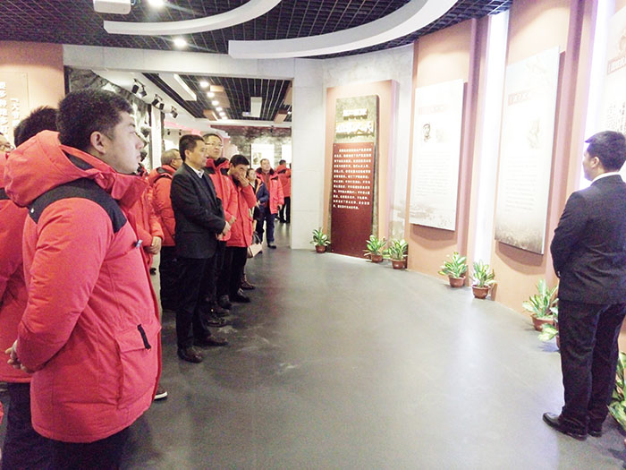 景區運營部黨總支弘揚抗聯魂重走抗聯路