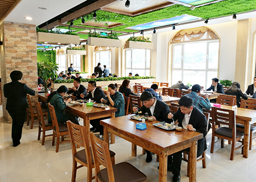 感恩企業關懷 共筑美好家園