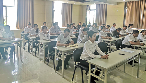 城區(qū)運營部召開“優(yōu)質(zhì)服務、安全運營”安全服務培訓會