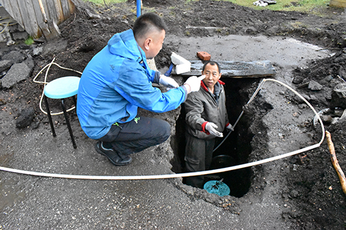 股份公司啟動(dòng)西景區(qū)換乘中心美食廣場(chǎng)改造工程